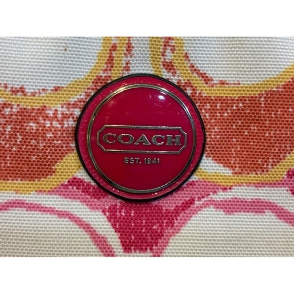 Coach F21910 Signature Scribble
Carryall Bag Colorful, Great Condition! - Picture 7 of 11